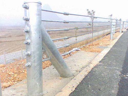 热镀锌缆索护栏